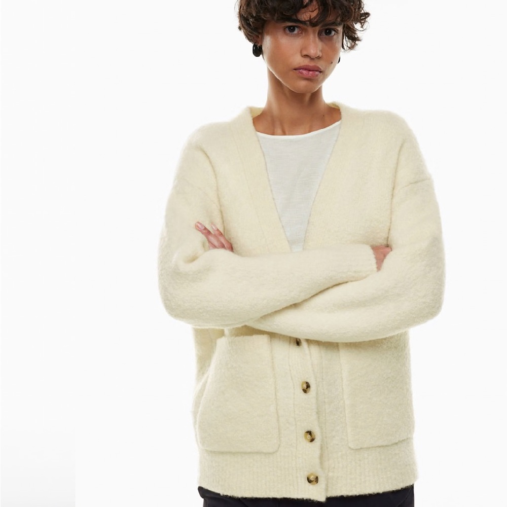 Wilfred Ruth cardigan Off-White Button-Up Women's Cardigan Aritzia